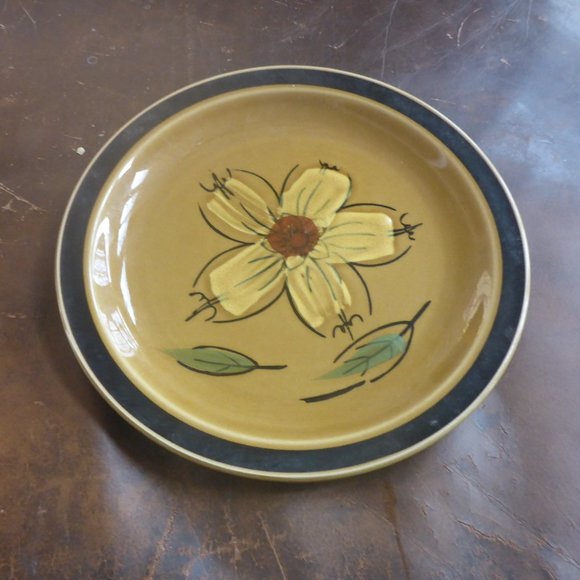 Vintage 7" Decorative Stoneware Plate Honey Flowers Made in Japan - Picture 1 of 2